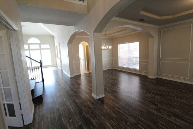 Building Photo - 15195 Shellwood Ln