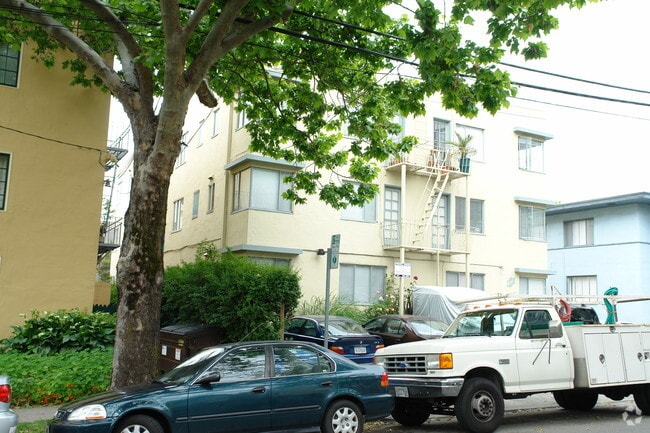 Primary Photo - 1708 Euclid Ave
