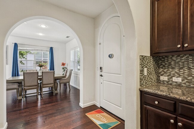 Building Photo - 5010 Barrenstar Way