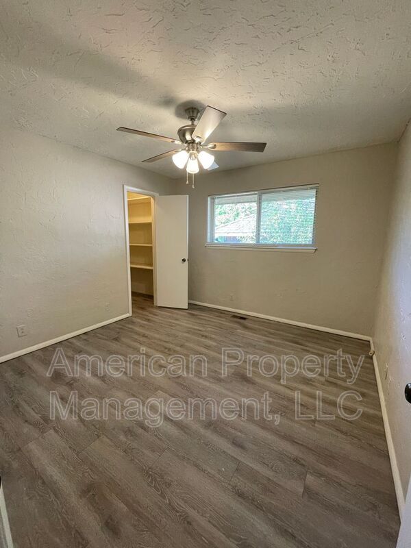 Building Photo - 2911 East 78th St S