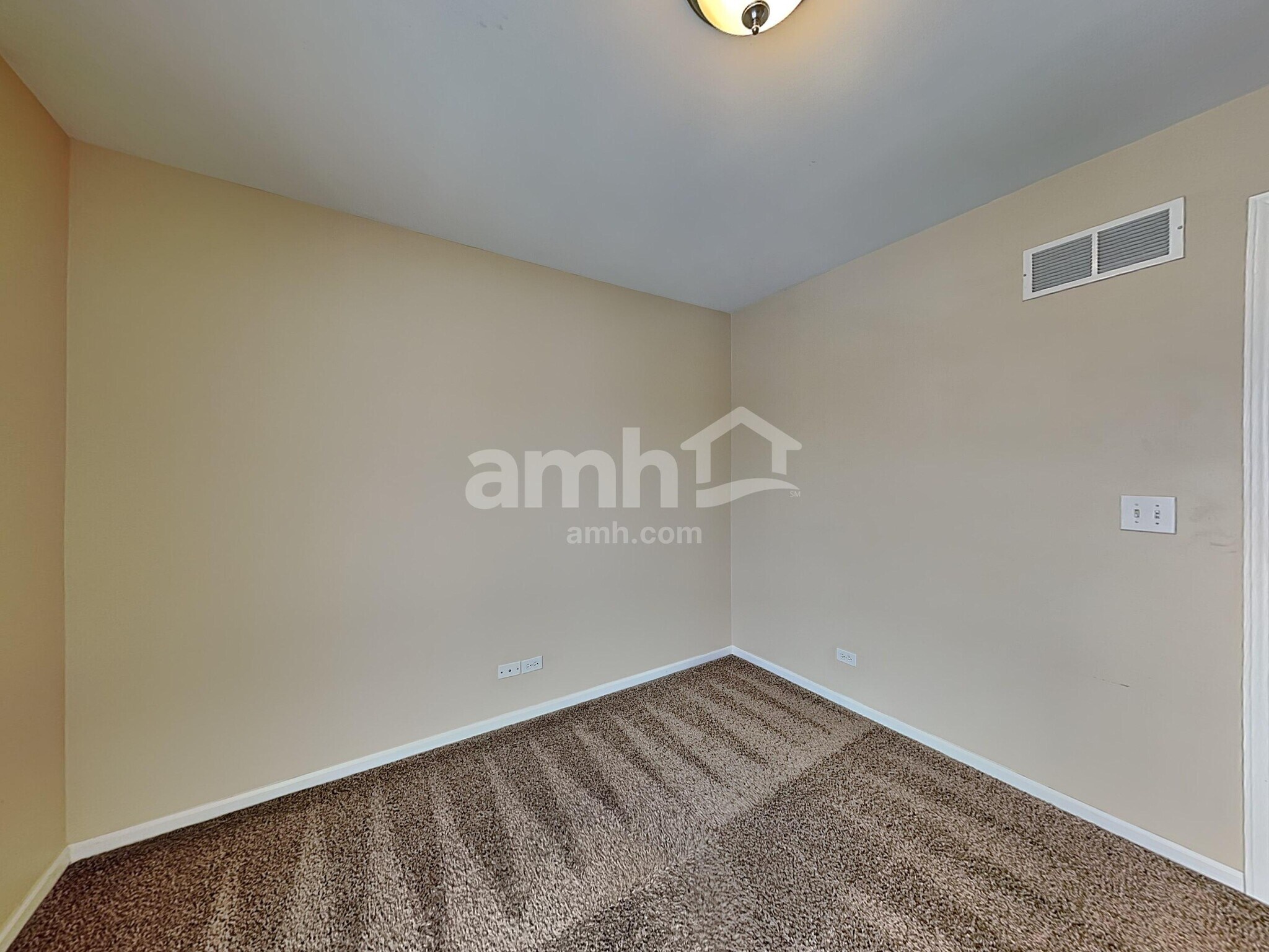 Building Photo - 1906 Landings Ct