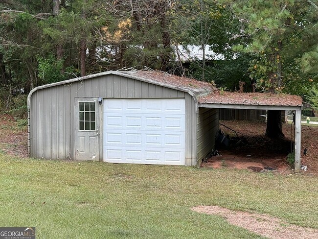 Building Photo - 1565 Corinth Rd