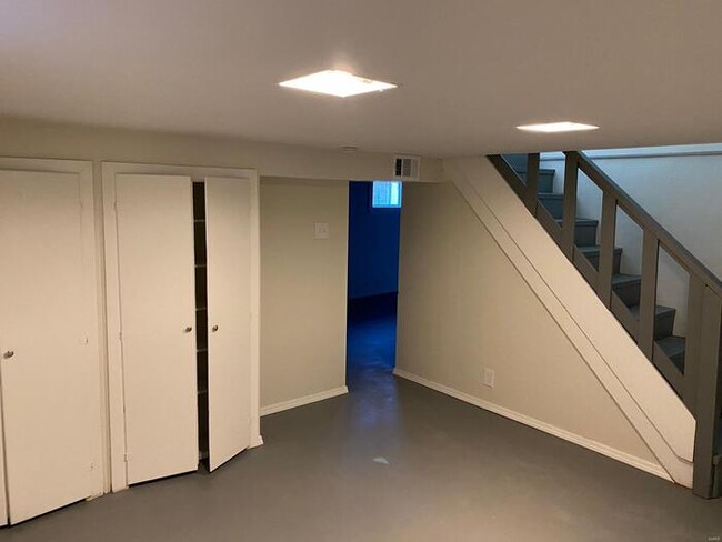 Building Photo - Fantastic 1bd/2ba home! Coming soon!