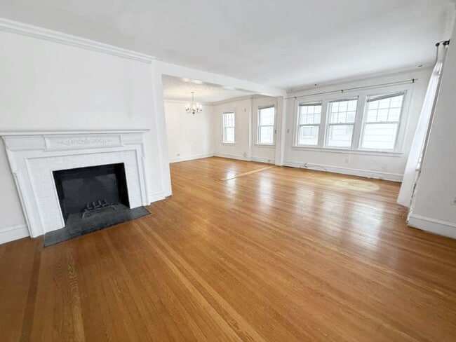 Building Photo - 18231 Winslow Rd