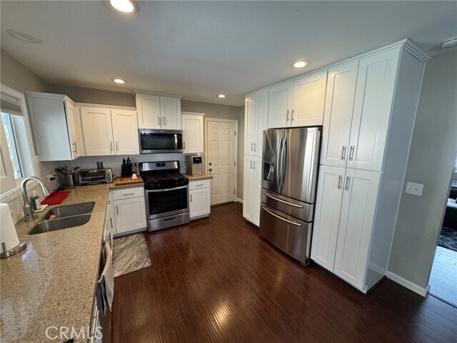 Building Photo - 4061 Mt Rushmore Dr