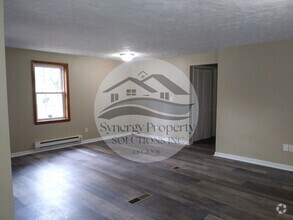 Building Photo - COMING SOON MADISON RANCH WITH 2 BATHS!