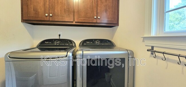 Building Photo - 3424 Fiddlers Ridge Pkwy