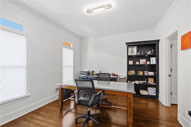 Building Photo - 455 Majestic Cove