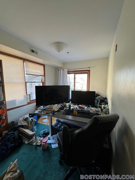 Building Photo - 102 Allston St