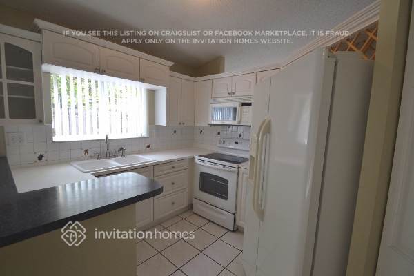 Building Photo - 15770 SW 74th St