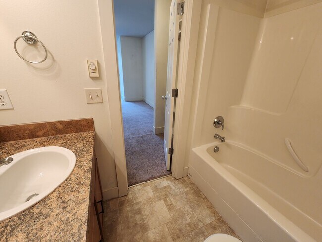 Building Photo - 1406 Franklin St