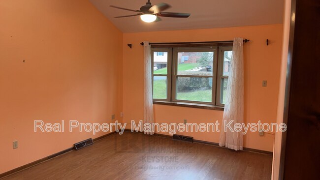 Building Photo - 1669 Charlton Heights Rd