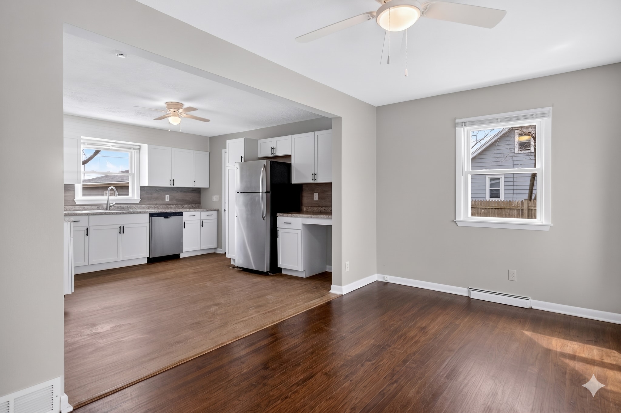 Building Photo - 903 Merrill Ave