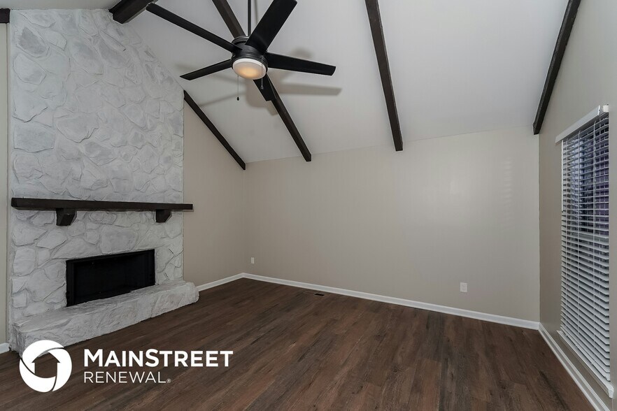 Building Photo - 6820 Briarwood Dr