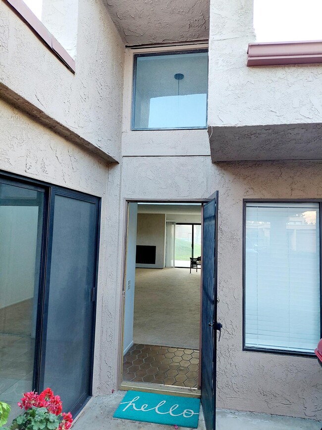Building Photo - 48663 Stoney Creek Ln