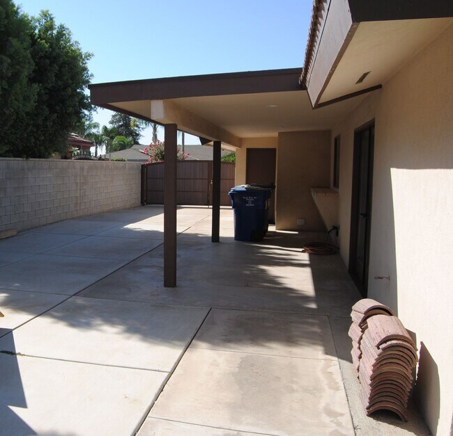 Building Photo - 7112 Darrin Ave