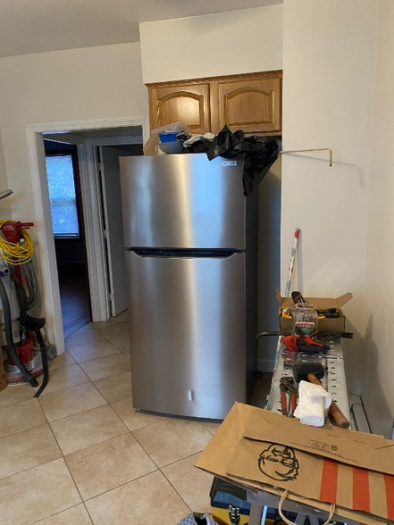 Building Photo - 13 Central Ave