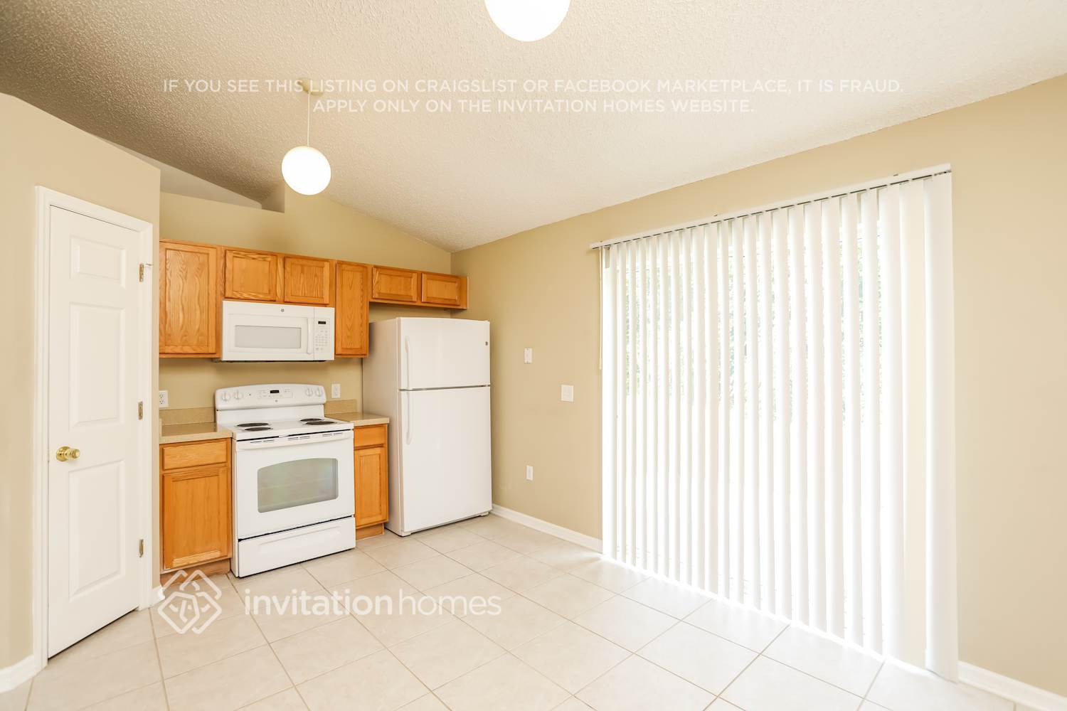 Building Photo - 2589 Auburndale St