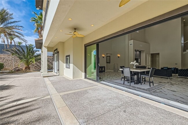 Building Photo - 5367 Secluded Brook Cir