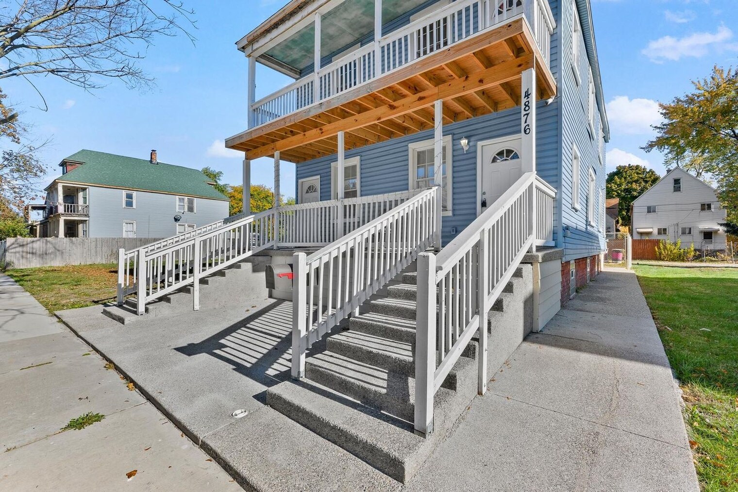 Building Photo - 4878 Tarnow St