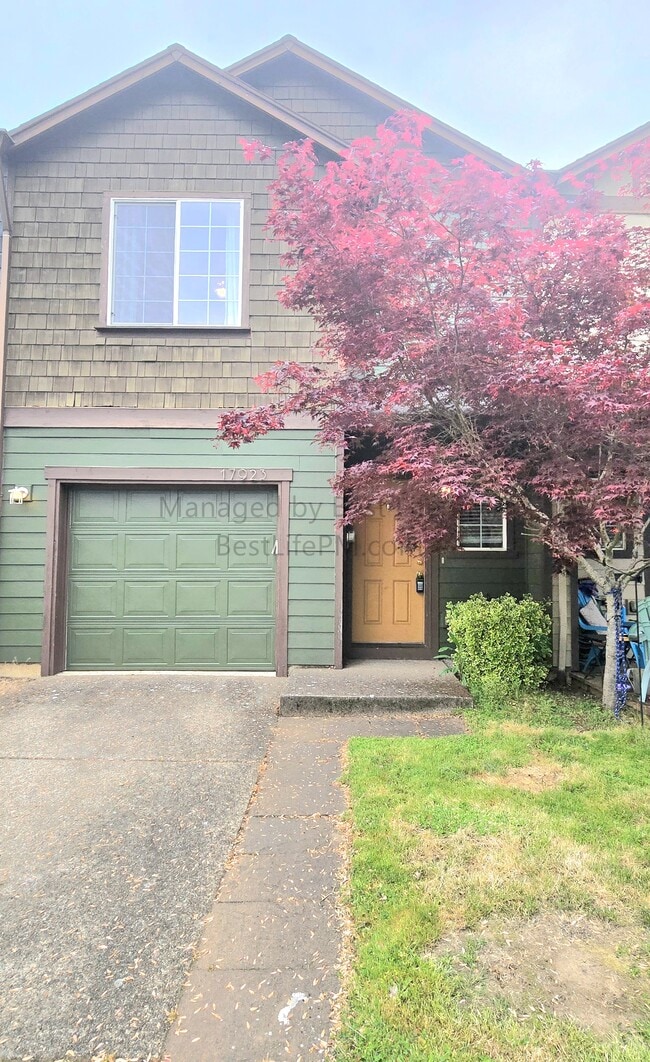 Building Photo - 17923 SW Niks Dr