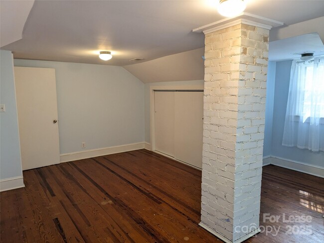 Building Photo - 134 Langtree Rd