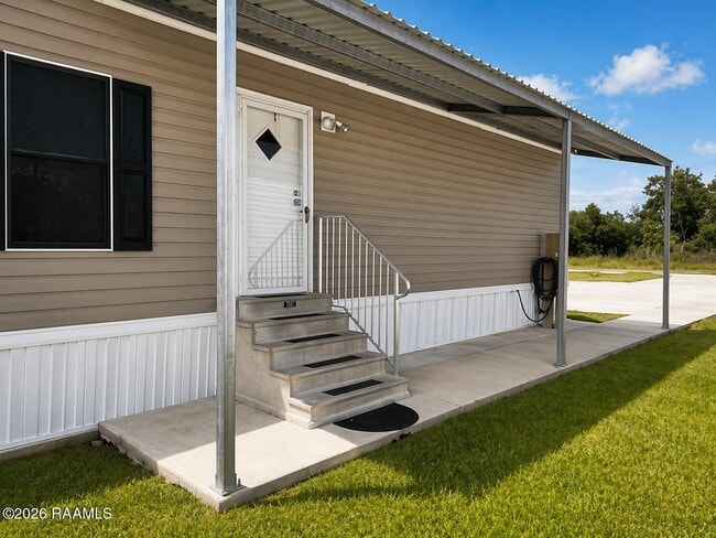 Building Photo - 13197 LA-92