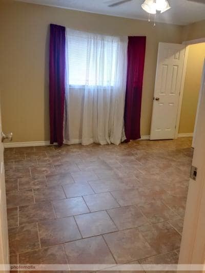 Building Photo - 2124 Green Lee Ln