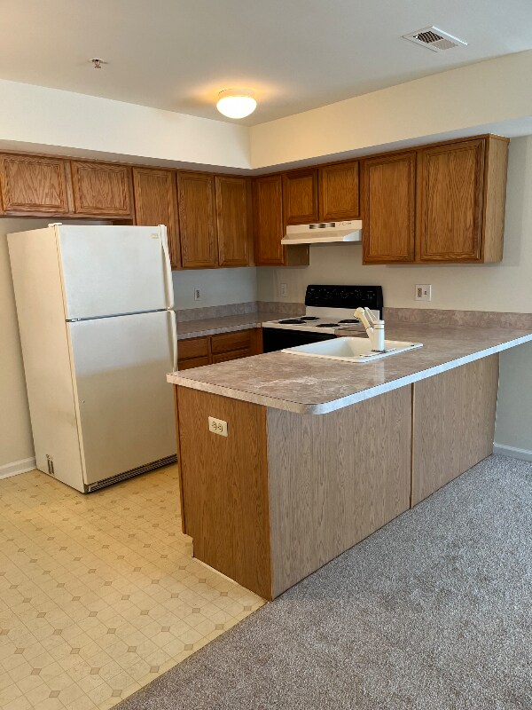 Building Photo - 50 Wagon Wheel Rd