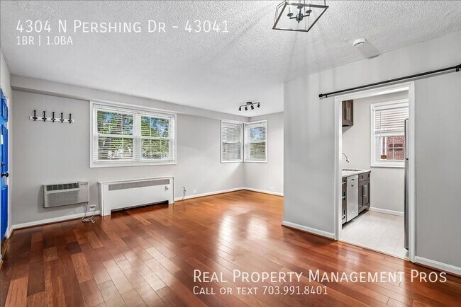 Building Photo - 4304 N Pershing Dr