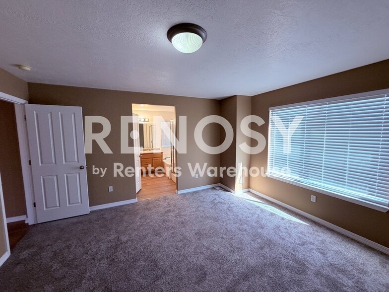 Building Photo - 3257 Park Springs Dr