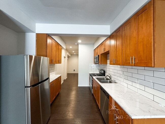 Building Photo - Fully Remodeled: 5 min Walk to Annapolis Foot Ferry