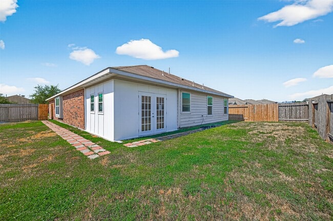 Building Photo - 22202 Thresher Ct