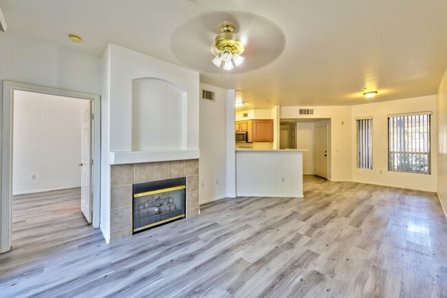 Building Photo - 7111 S Durango Dr