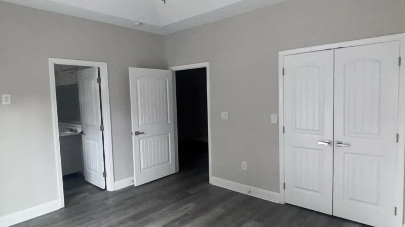 Building Photo - 2601 Sand Dunes Dr