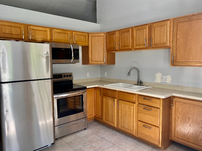 Building Photo - 101 Chance Ln