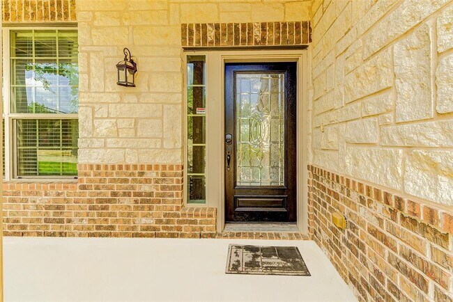 Building Photo - 15003 Telge Lake Trail