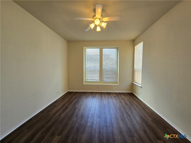 Building Photo - 345 Placid Meadow