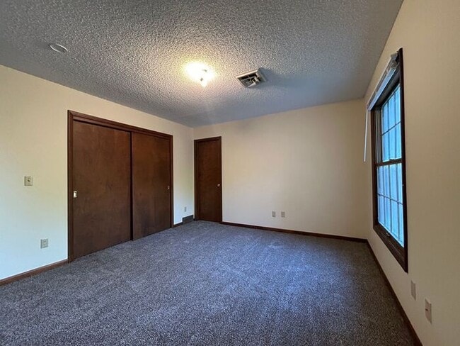 Building Photo - $1,800 | 2 Bedroom, 2.5 Bathroom Duplex | No Pets | Available for an August 1st, 2026 Move In!