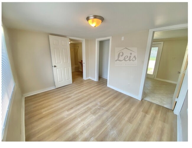 Building Photo - 900 Boal Ave