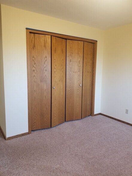 Building Photo - 1008 Sausalito Dr
