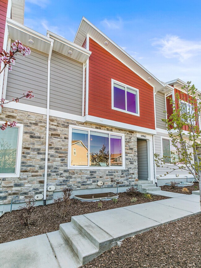 Building Photo - 14962 S Soft Whisper Wy