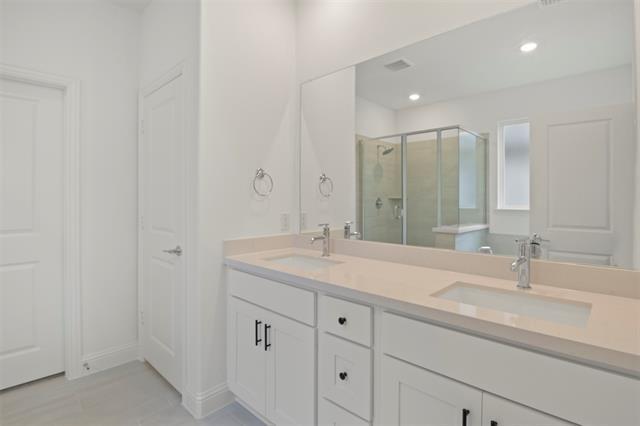 Building Photo - 121 Tornillo Dr