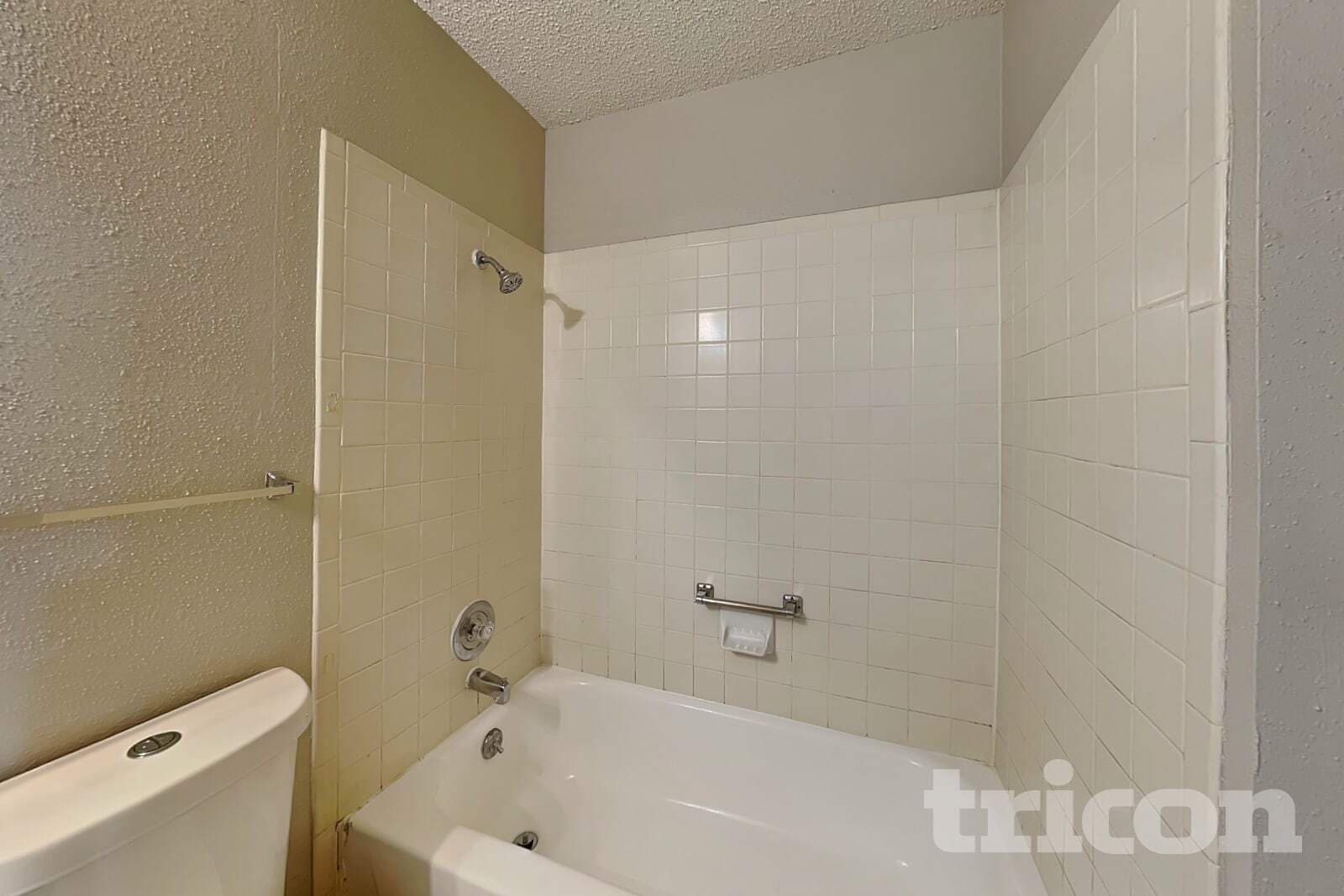 Building Photo - 9506 Sugarloaf Dr