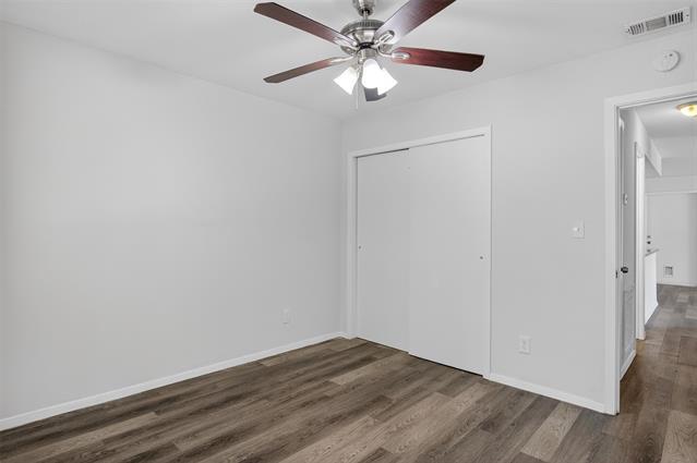 Building Photo - 534 Canary Ln
