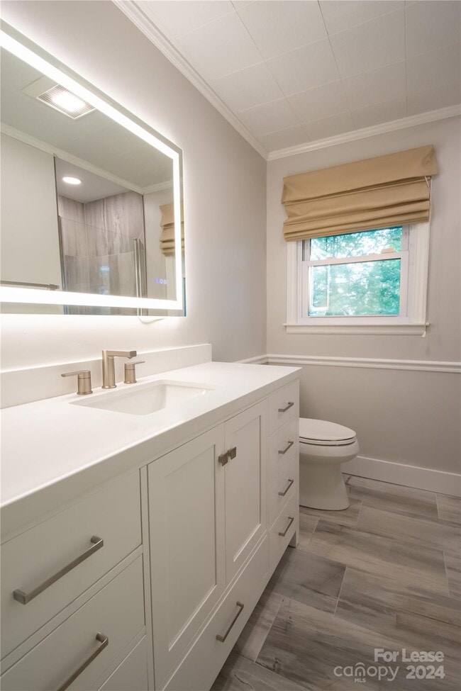 Building Photo - 111 Clement Dr