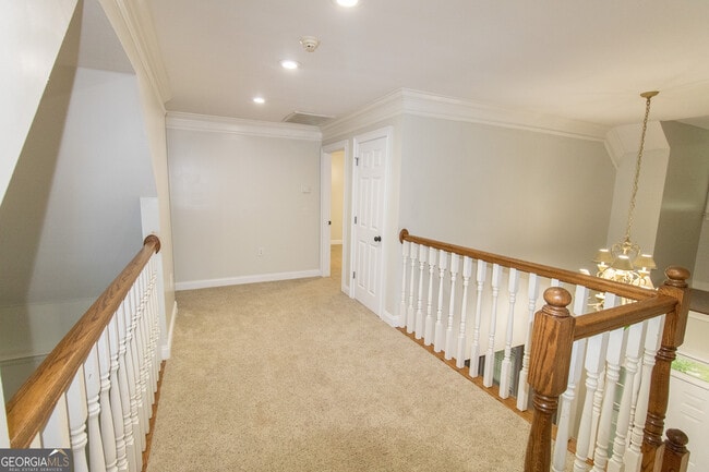 Building Photo - 906 Monarch Cir