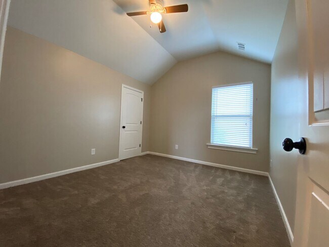 Building Photo - 3916 Griese Ln
