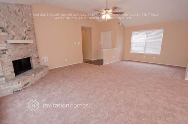 Building Photo - 7319 Echo Pines Dr