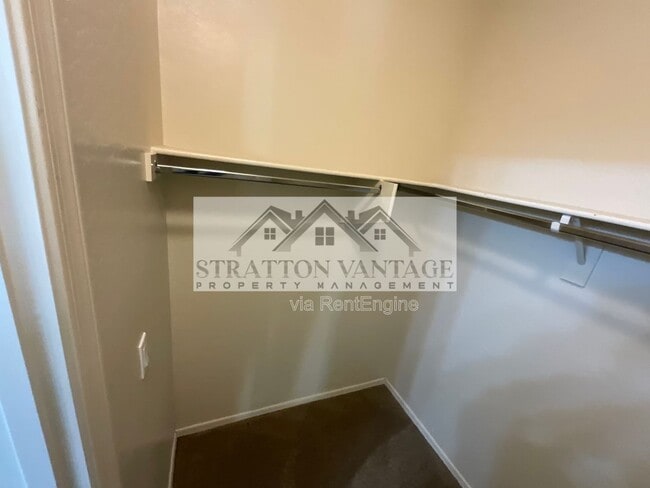 Building Photo - 4709 E Portola Valley Dr